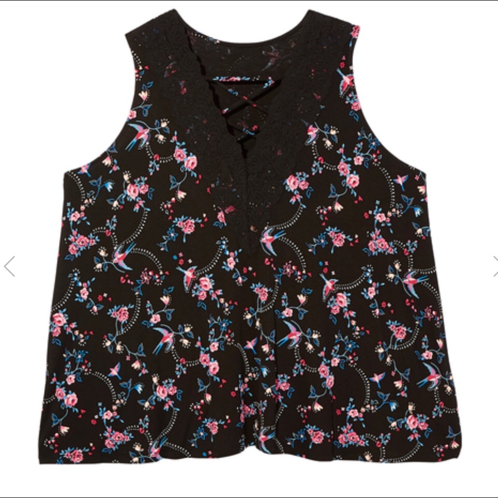 Love & Legend Floral V-Neck Tank Size 1X